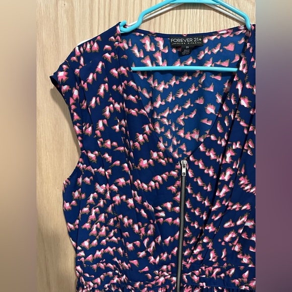 Aztec printed zipper dress - Picture 3 of 3